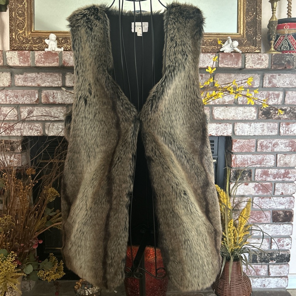 Everly Brown and Black Faux Fur Vest Sz S